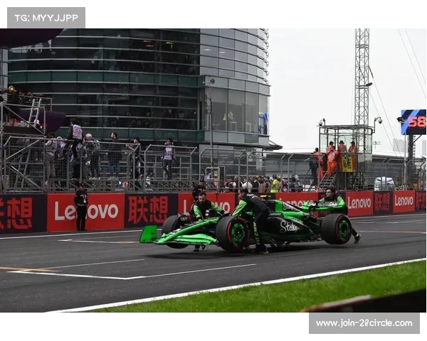 周冠宇亮相上海F1学院赛事 中国车手培养体系迎来快速发展新机遇